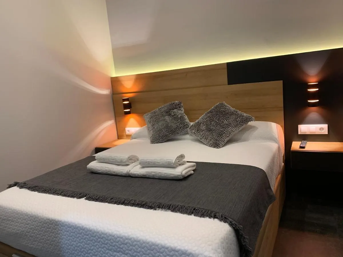 Apartamentos San Fernando 24 Córdoba España